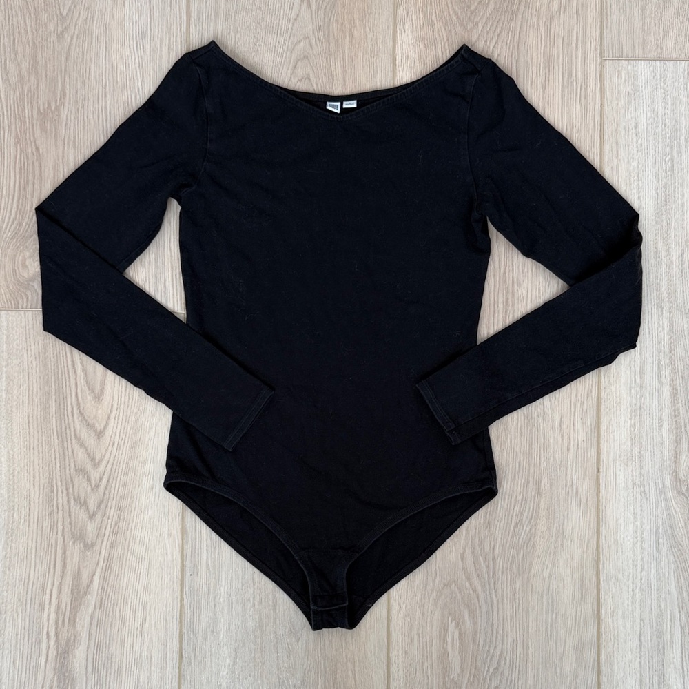 Uniqlo Black Long Sleeve Wide Scoop Neck Minimalist Bodysuit S